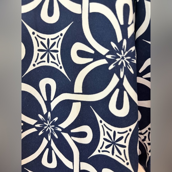 PRELOVED SZ L Lulu-B Navy and White Floral Dress - Picture 3 of 8